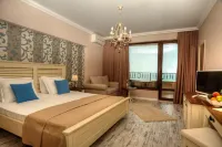 Sunny Castle Hotel - All Inclusive and Free Parking Hotels in 
