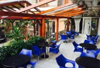 Hotel Galaxias