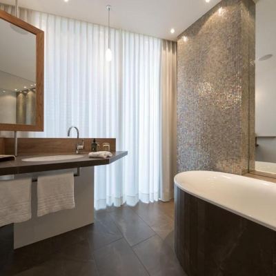 Superior Room (Superior Doppelzimmer) La Maison Hotel Promo Code