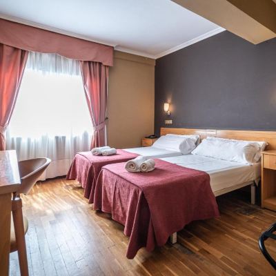 Standard Twin Room Hotel Silva Promo Code