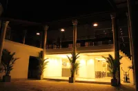 Hotel Sky Gate kandy