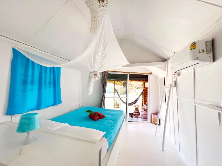 บังกะโลพร้อมวิวทะเล(เตียงควีนไซส์)