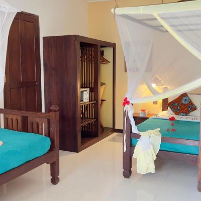 Twin Room Flame Tree Cottages Promo Code