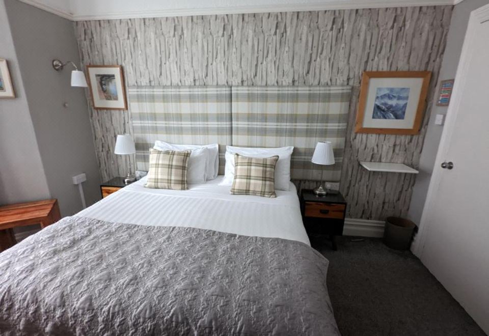 高级双人或双床房