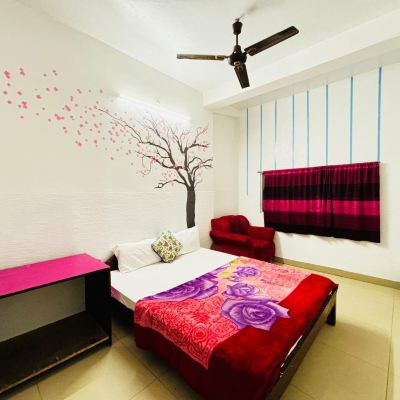 Superior King Room MAD Squad Hostel Promo Code