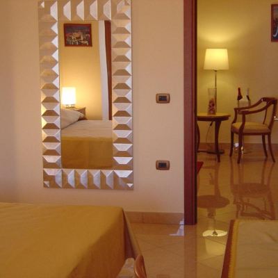 Suite Ranch Palace Hotel Promo Code