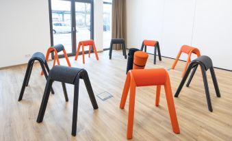 LOGINN Hotel Berlin Airport - Housity
