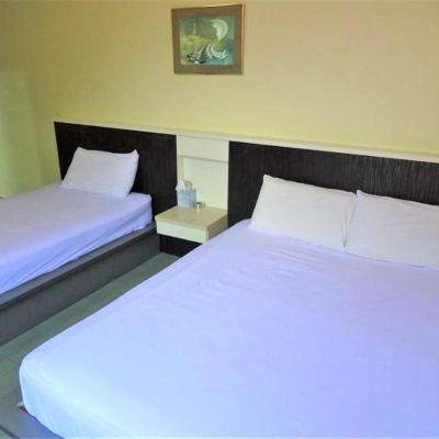 Deluxe Triple Room
