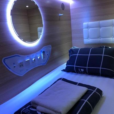 整間房（2個雙人膠囊床位） 阿裕尼膠囊旅館優惠