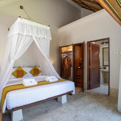 Courtyard King Villa 圖蘭奔密匹酒店優惠