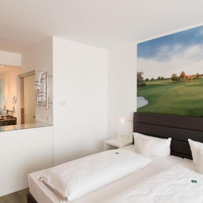 Deluxe Double Room Hotel Absolute Promo Code