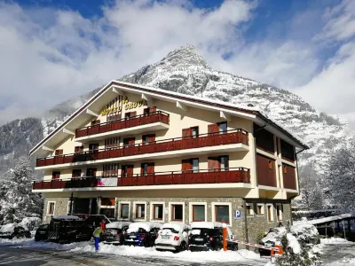 Hotel Croux Hotels in 