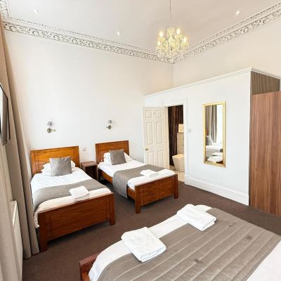 Quadruple Room Sandyford Lodge Promo Code