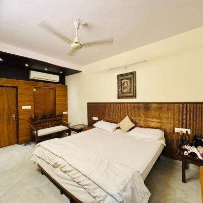 Standard Double Room Royal Palms Promo Code
