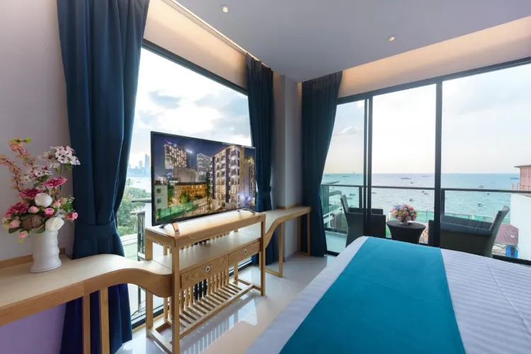Double Room with Sea View and Balcony Non smoking