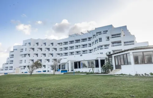 UMH Tarik Hotel