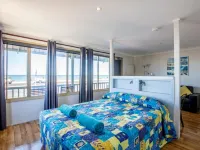 Shark Bay Seafront Apartments Hotels in Denham