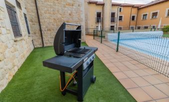 Hostal Santo Domingo de Silos - Housity