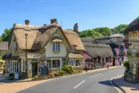 Channel View Hotel