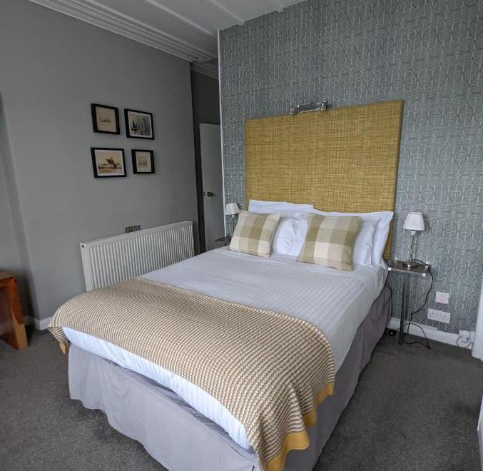 标准双人间 - 带连接浴室