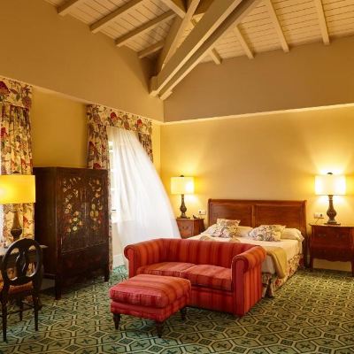 Deluxe Double Room Palacio Urgoiti Promo Code