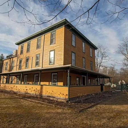 The Woodbine Inn Отели в г. Катскилл