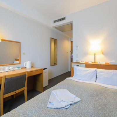 スタンダードスモールダブルルーム(喫煙) 湘南台第一ホテル藤沢横浜 クーポン