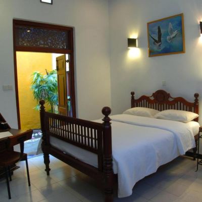 Deluxe Double Room Villa Capers Promo Code