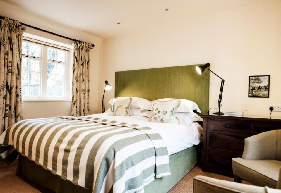 The Hare & Hounds Hotel Classic Double Room