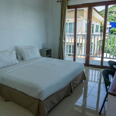 Standard Double Room Isla Tortuga Diving & Hostel Promo Code