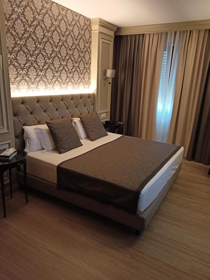 精致特大床套房