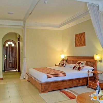 Standard Double Room, 1 King Bed, Garden View, Garden Area Sovereign Hotel Promo Code