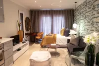 The Wilcrest Apartment