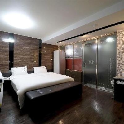 더블룸 4 Ulsan K2 쿠폰