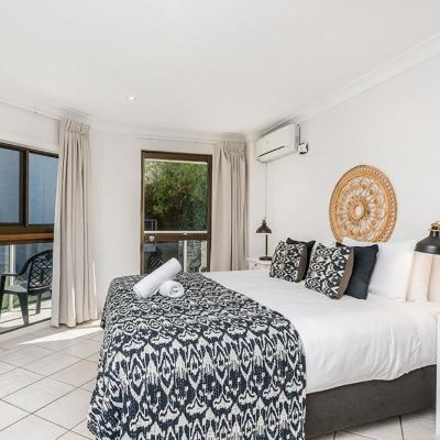 Standard One-Bedroom Apartment Bayview Beachfront Apartments Promo Code