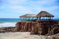 Castillos Del Mar