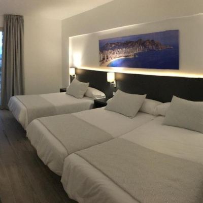 Triple Room (2 Adults + 1 Child) Hotel Los Álamos Promo Code