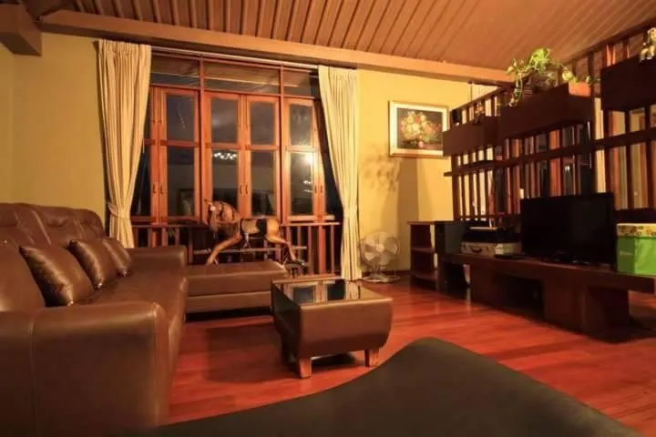 บ้านพัก 4 ห้องนอน