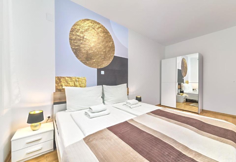 海景两卧室公寓