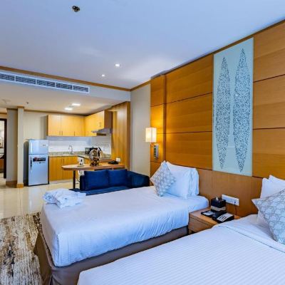 豪華特大床房 卡爾頓市中心飯店優惠