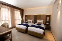 Lescure Business Hôtel and spa Hotels in 
