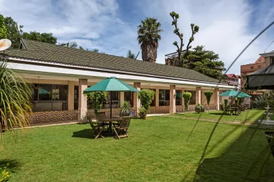 Three Steers Hotel Hotels in 