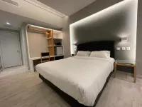 Kreoli Hotel