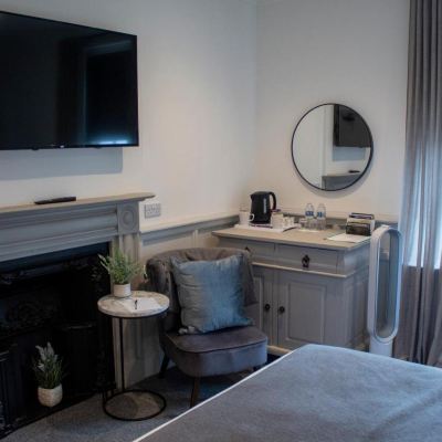 Deluxe Double Room J.D.Young Promo Code