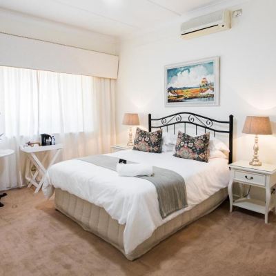 Deluxe Double Room Hathaway Guest House Promo Code