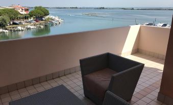 Aparthotel Capitol - Housity