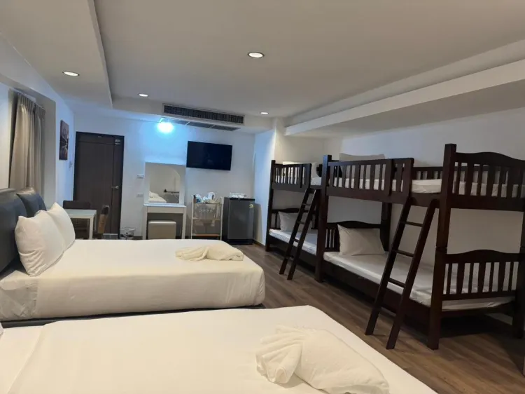 ห้องดีลักซ์แฟมิลีสวีท
