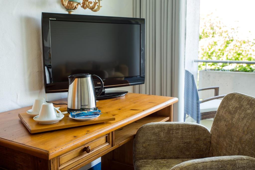 Comfort Double Room Water Bed