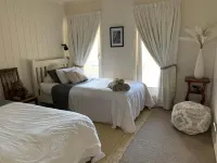 Charm Lodge Hotel a 