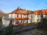 Dworek Szumilas Hôtels à : 